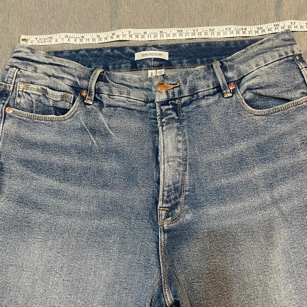 Good American Good Curve Straight Fray Hem Jeans Size 16 Medium Blue High Rise - Picture 8 of 14